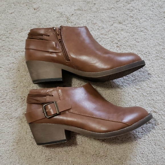 Jellypop Burbanks Booties - Picture 7 of 10